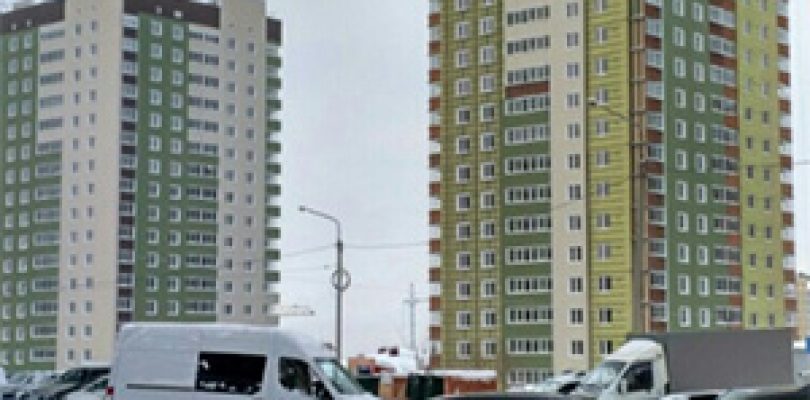 В Омске сдали дом с лоджиями по 7,5 квадратных метров