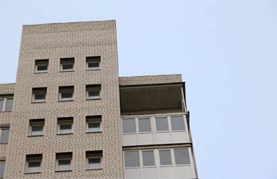 Суд оштрафовал виновного в обрушении балкона в доме у Французского сквера на 10 тыс рублей - infork.ru