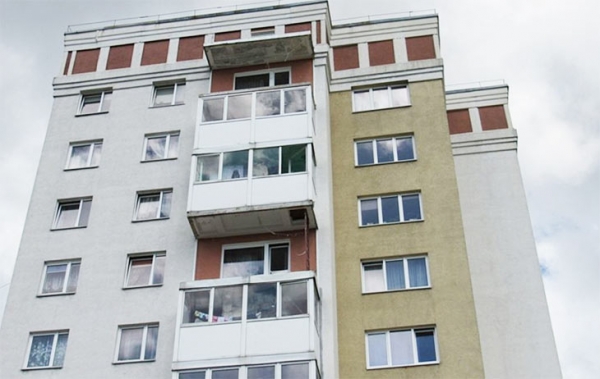 Последствия урагана в Калининграде: унесенные ветром балконы жильцам предлагают восстанавливать за свой счет - infork.ru