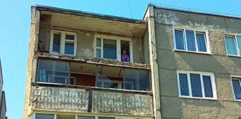 В Минске «внепланово» обнаружили полторы сотни аварийных балконов