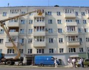 К середине сентября в центре Чебоксар отремонтируют 98 аварийных балконов