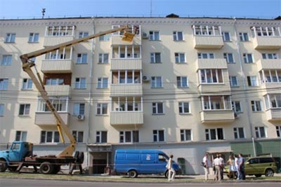 К середине сентября в центре Чебоксар отремонтируют 98 аварийных балконов - infork.ru